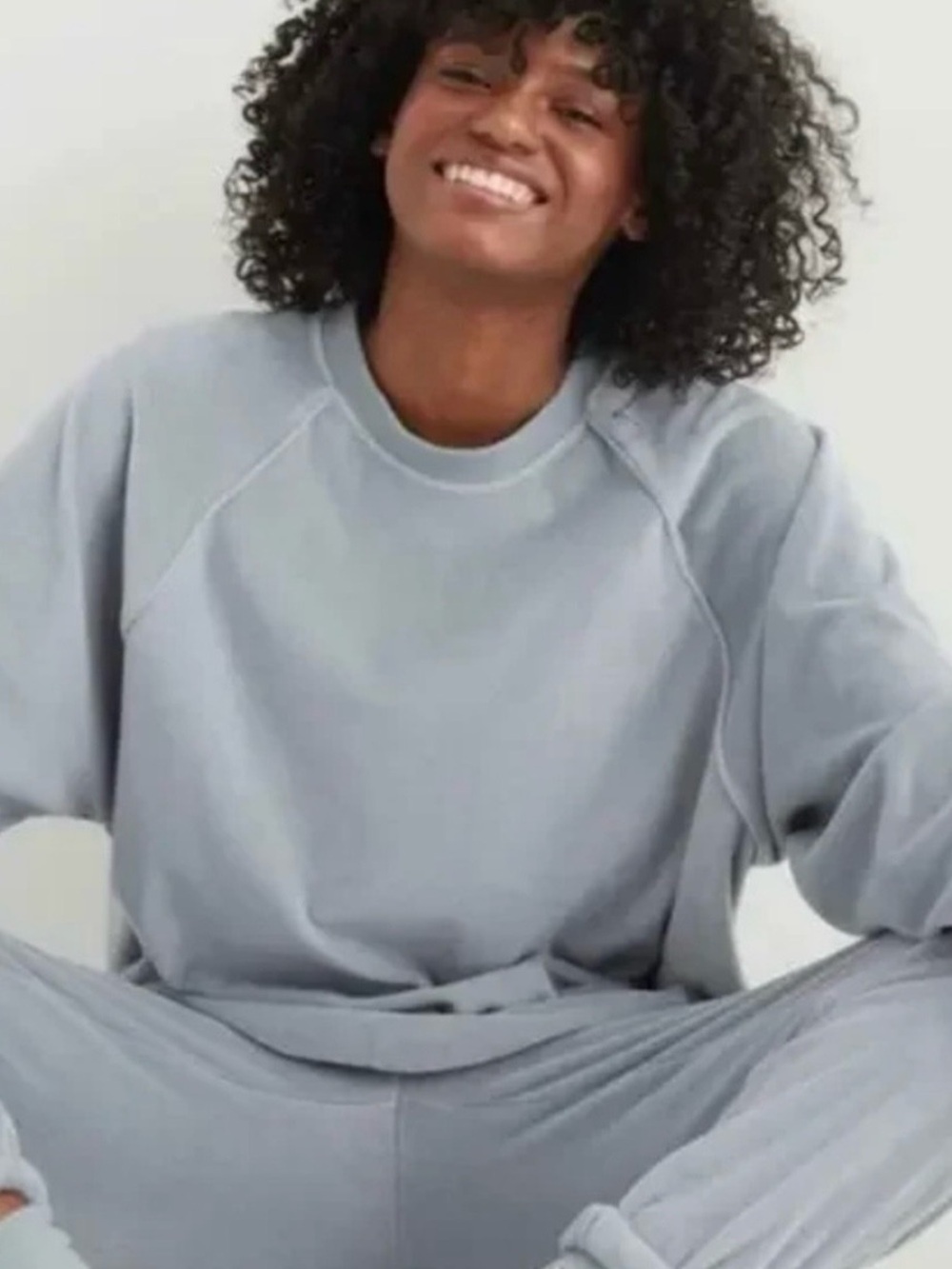 Aerie Real Obsessed Velour Crewneck Long Sleeve Sweatshirt // Blue // Medium